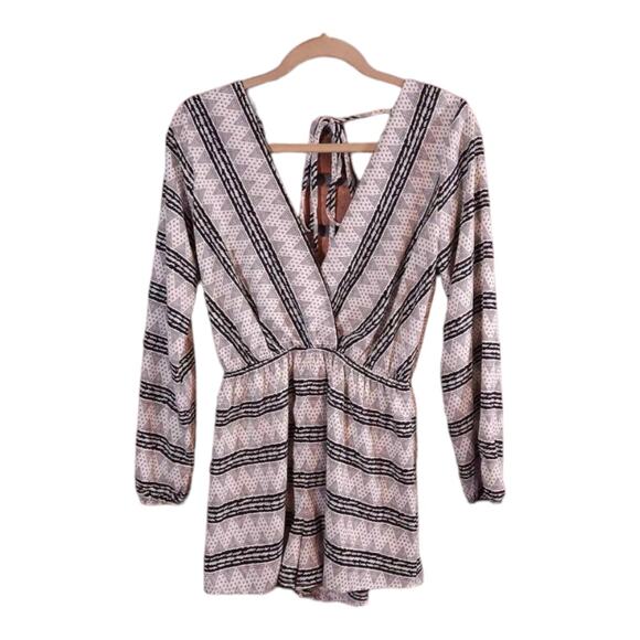 Audrey 3+1 Geometric Print Long Sleeve Faux Wrap Romper Bohemian Women's S - Picture 1 of 6